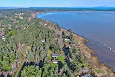 743 Duck Lake Drive NE Ocean Shores WA 98569