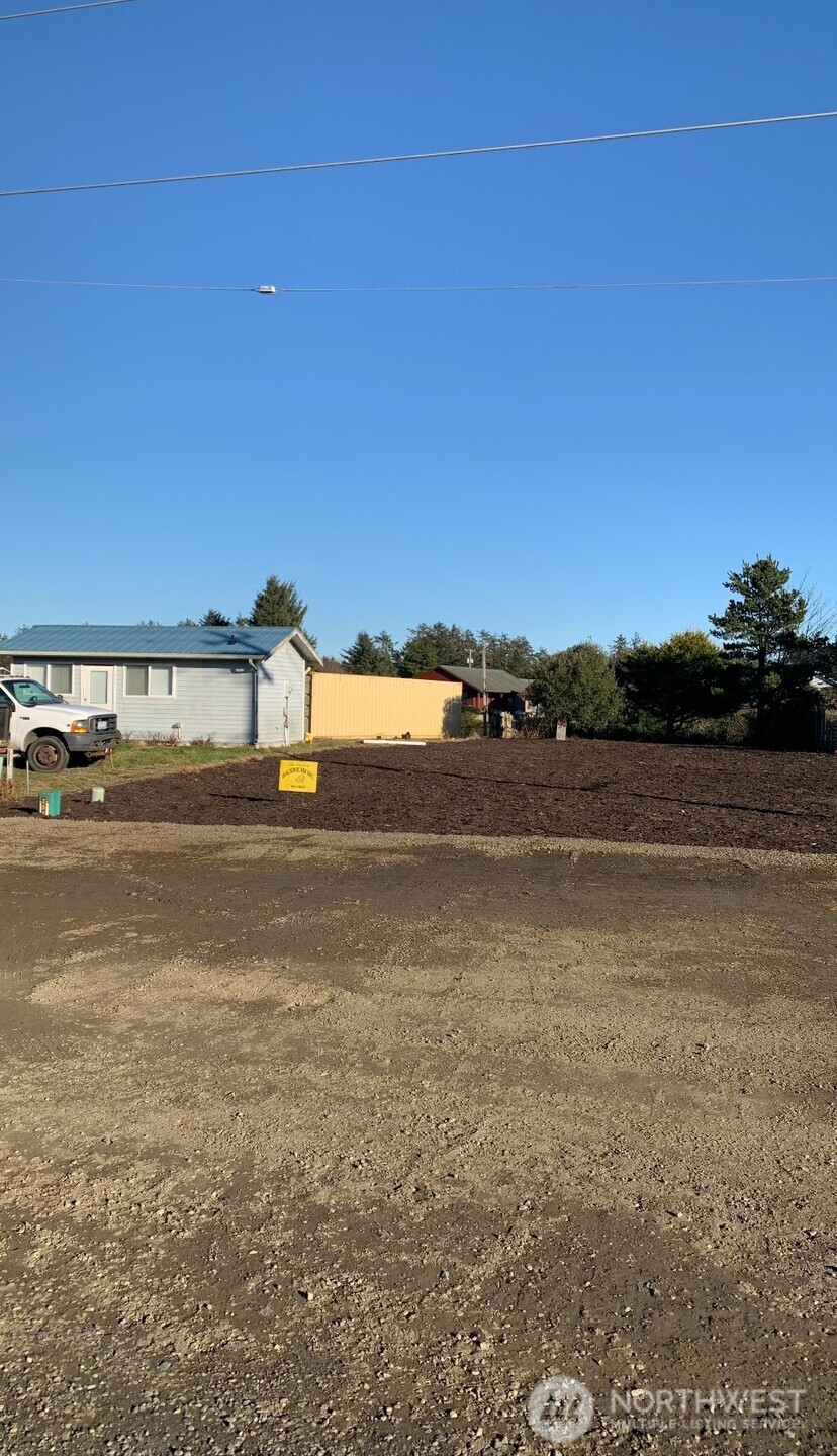 584 Point Brown Avenue NE Ocean Shores WA 98569