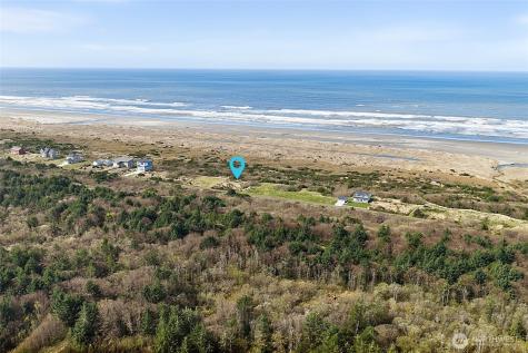 76 Dunes Lane Ocean Shores WA 98569
