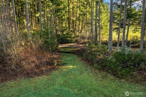 12302 SW 220th Street Vashon WA 98070