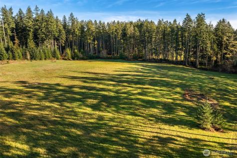 12302 SW 220th Street Vashon WA 98070