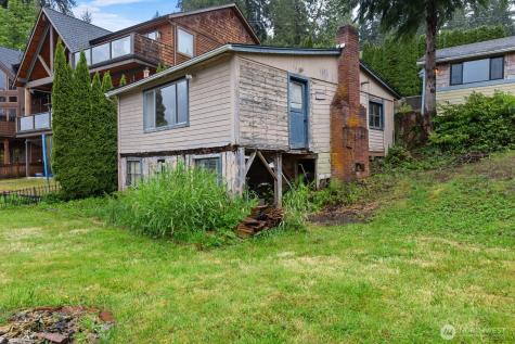 2702 Middle Shore Road Snohomish WA 98296