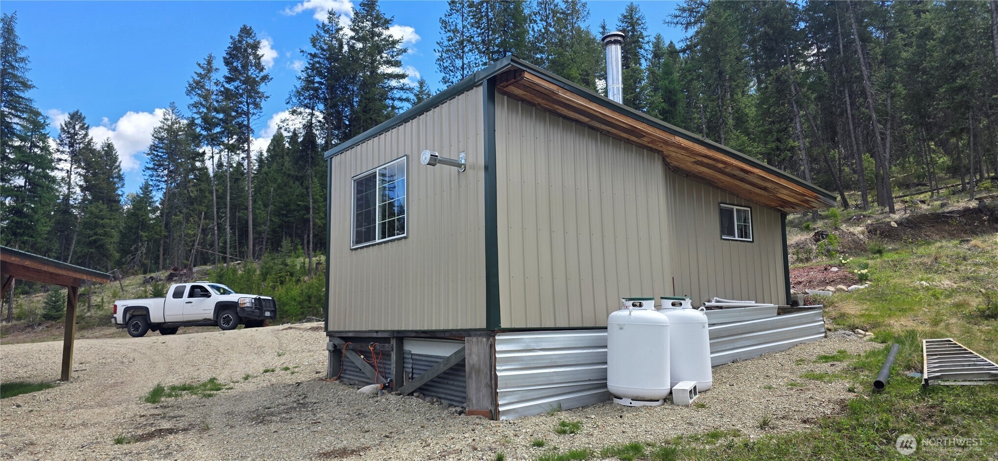 790 Bonaparte Lake Road Tonasket WA 98855