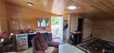 790 Bonaparte Lake Road Tonasket WA 98855