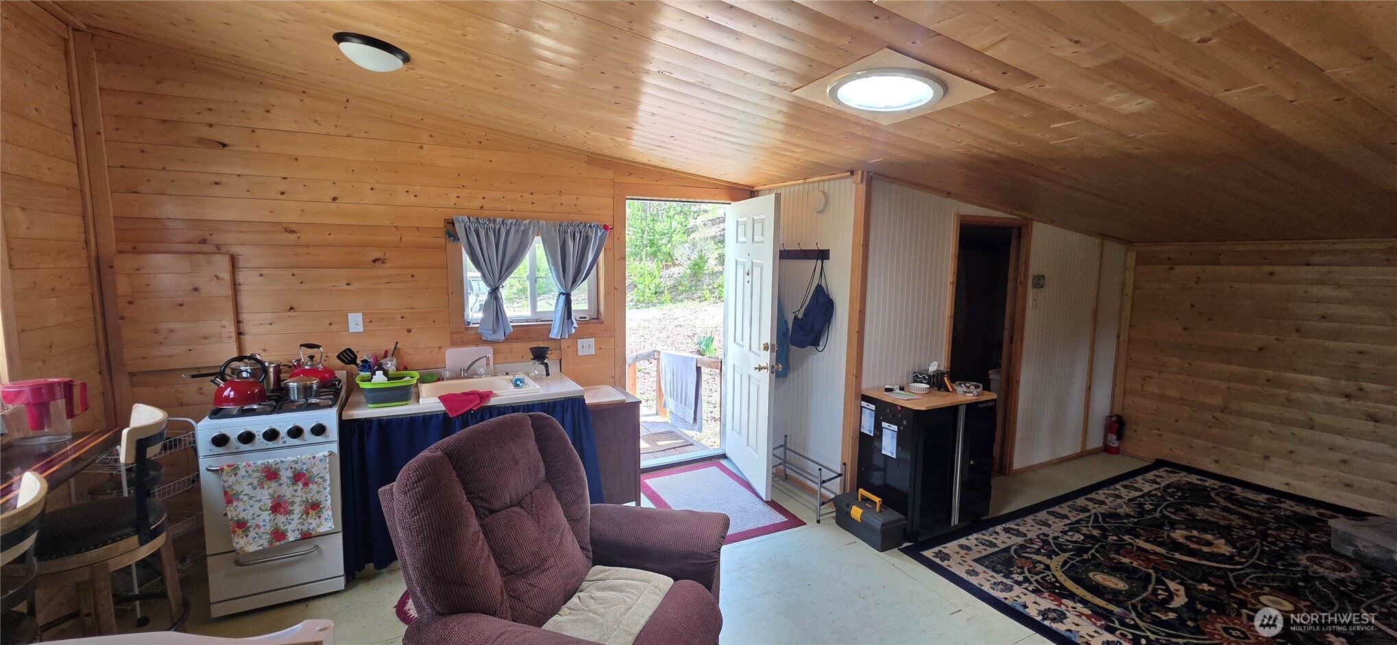 790 Bonaparte Lake Road Tonasket WA 98855