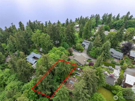 73 SE 38th Street Mercer Island WA 98040