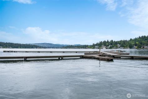 73 SE 38th Street Mercer Island WA 98040