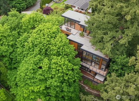 73 SE 38th Street Mercer Island WA 98040