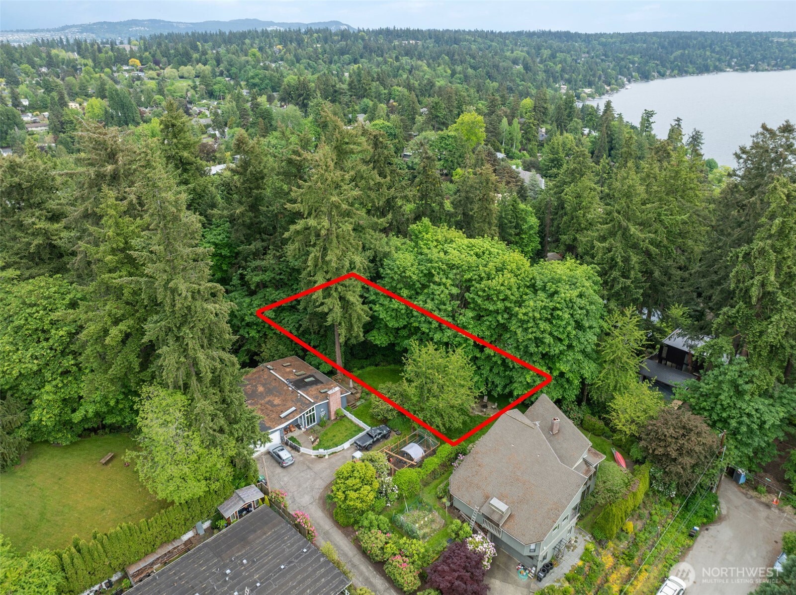 73 SE 38th Street Mercer Island WA 98040