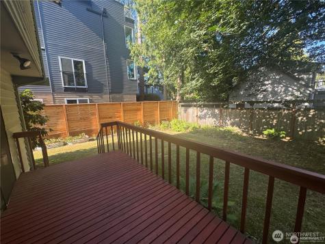 11752 Burke Avenue N Seattle WA 98133