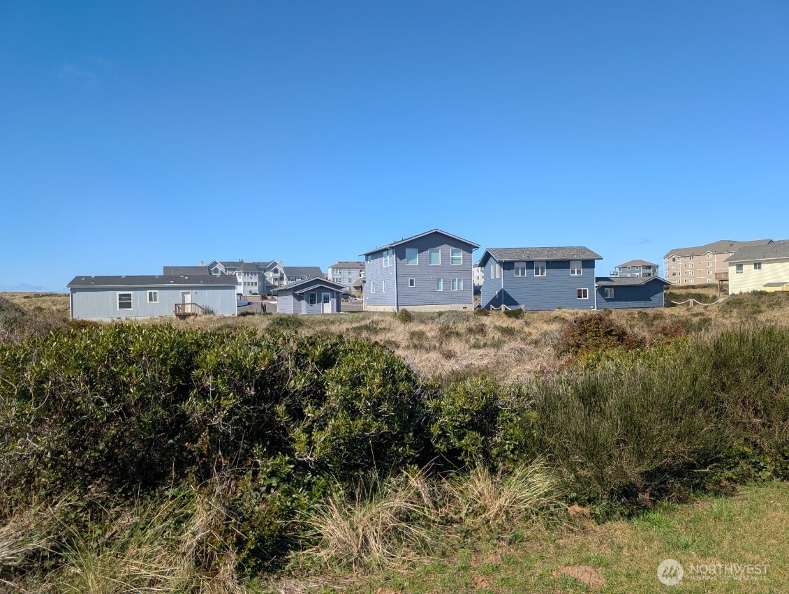 1407 Ocean Crest Avenue SW Ocean Shores WA 98569