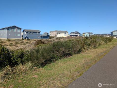 1407 Ocean Crest Avenue SW Ocean Shores WA 98569