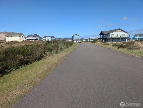 1407 Ocean Crest Avenue SW Ocean Shores WA 98569