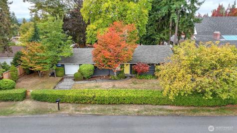 4025 86th Avenue SE Mercer Island WA 98040