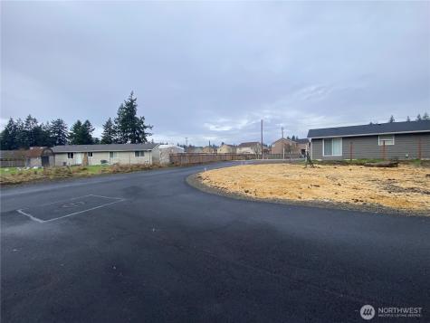 16021 67th Avenue Court E Puyallup WA 98375