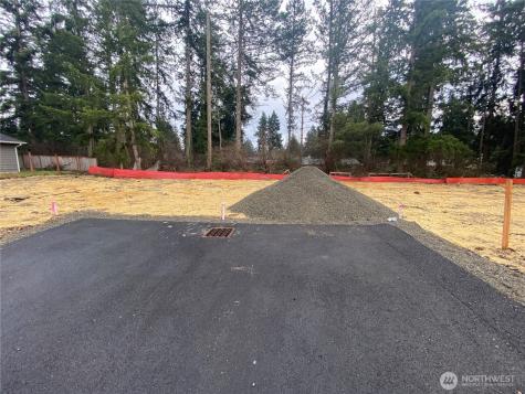 16021 67th Avenue Court E Puyallup WA 98375