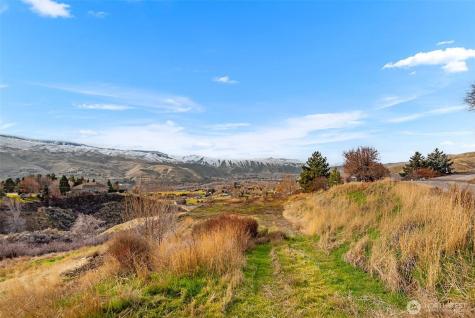 1395 Mountain Vista Wenatchee WA 98801
