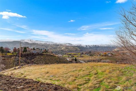 1395 Mountain Vista Wenatchee WA 98801