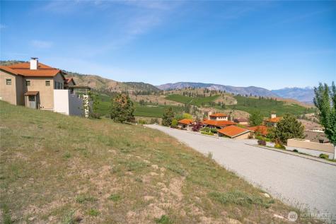 215 Bandera Way Chelan WA 98816