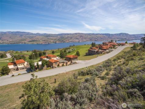 215 Bandera Way Chelan WA 98816
