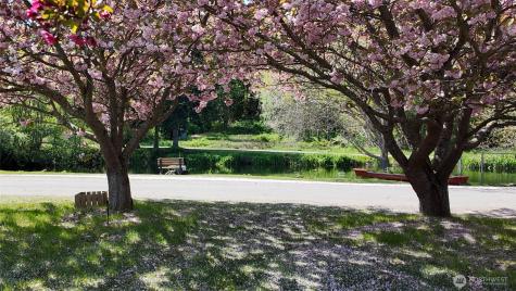 113 Whidbey Island Drive Hat Island WA 98206
