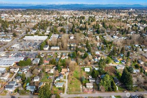 9806 30th Avenue SW Seattle WA 98126