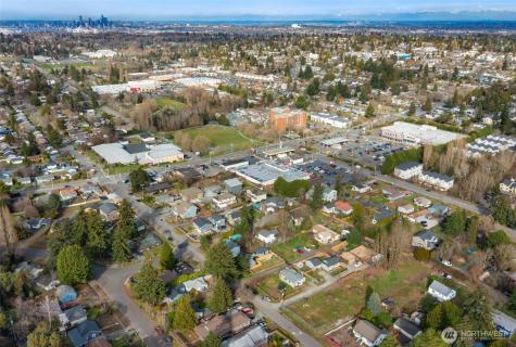 9806 30th Avenue SW Seattle WA 98126