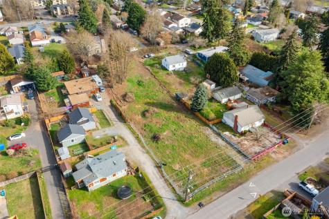 9806 30th Avenue SW Seattle WA 98126