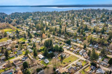 9806 30th Avenue SW Seattle WA 98126