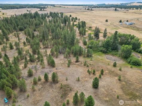 228 W Four Mound Road Nine Mile Falls WA 99026