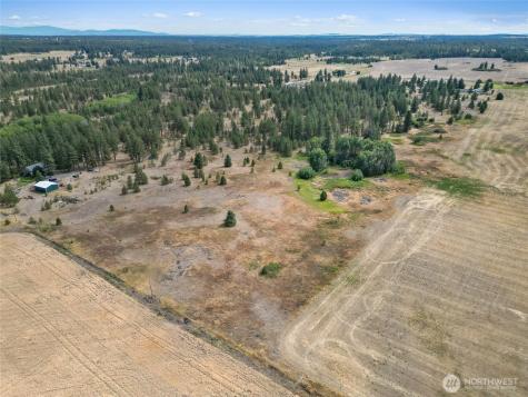 228 Four Mound Nine Mile Falls WA 99026