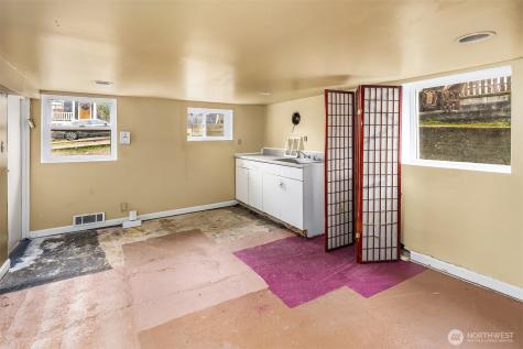 2614 E Pike Street Seattle WA 98122