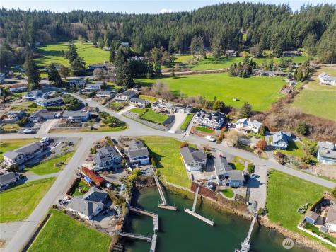 2271 Mariner Beach Drive Oak Harbor WA 98277