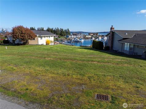 2271 Mariner Beach Drive Oak Harbor WA 98277
