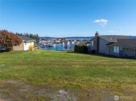 2271 Mariner Beach Drive Oak Harbor WA 98277