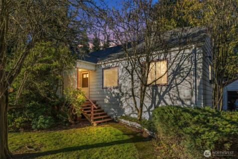 104 NE 120th Street Seattle WA 98125