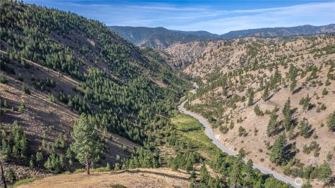 10558 Mud Creek Road Entiat WA 98822