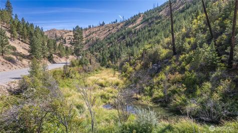 10558 Mud Creek Road Entiat WA 98822