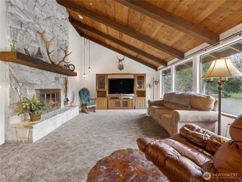 30703 SE 408th Street Enumclaw WA 98022