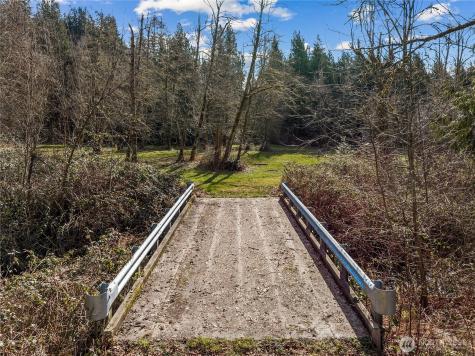 30703 SE 408th Street Enumclaw WA 98022
