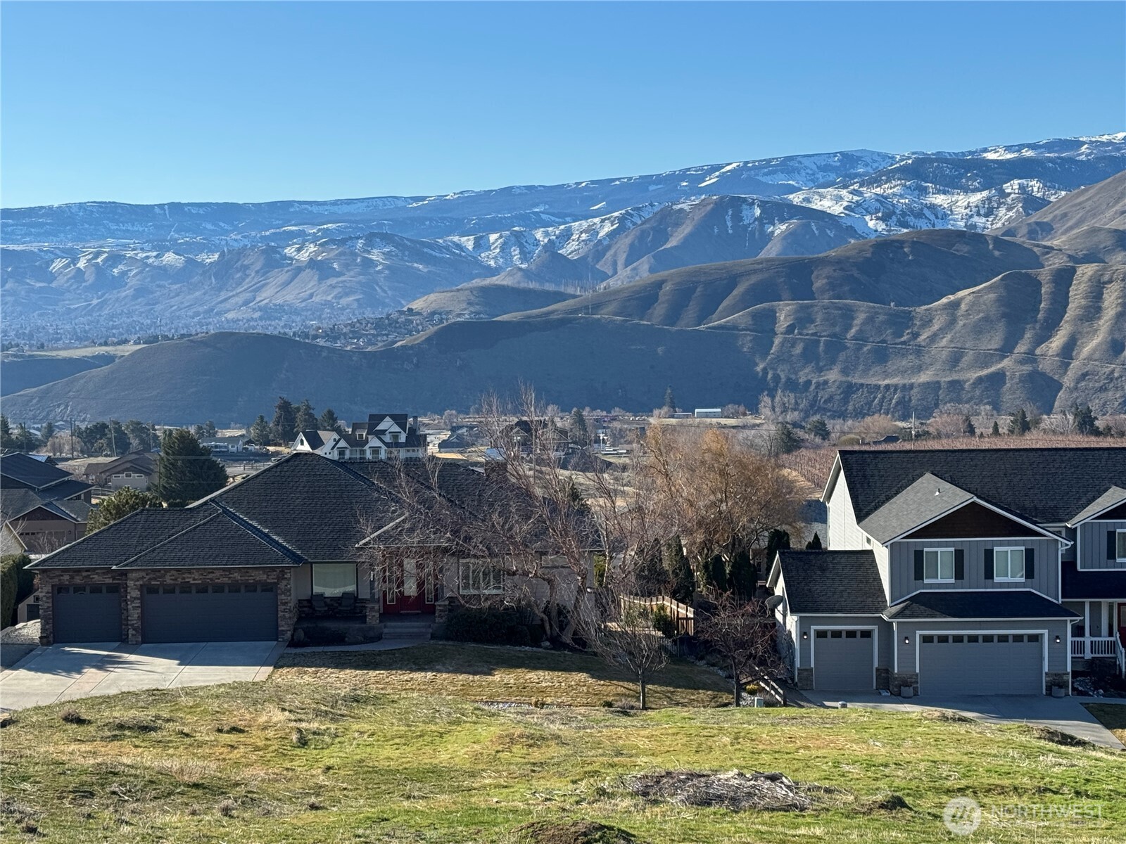 990 Sage Crest Drive Wenatchee WA 98801