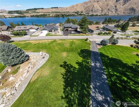 15307 Lakeview Street Entiat WA 98822