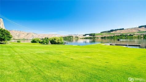 15307 Lakeview Street Entiat WA 98822