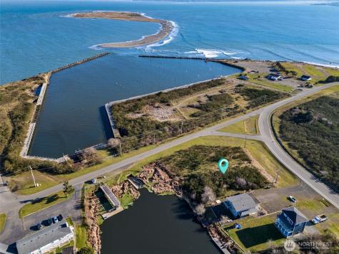 1048 Point Brown Avenue SE Ocean Shores WA 98569
