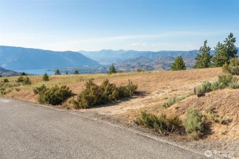 250 Hawks Ridge Road Chelan WA 98816