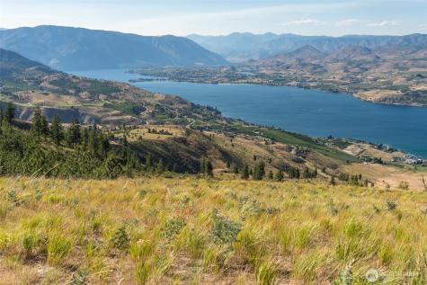 250 Hawks Ridge Road Chelan WA 98816
