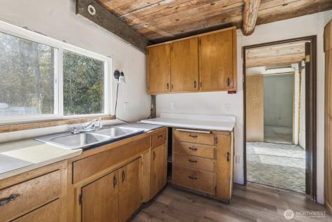17328 Mulqueen Road SE Rainier WA 98576