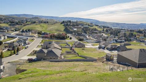 83 Sunny Meadows Loop Wenatchee WA 98801