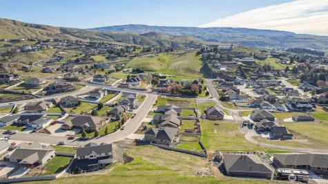 83 Sunny Meadows Loop Wenatchee WA 98801