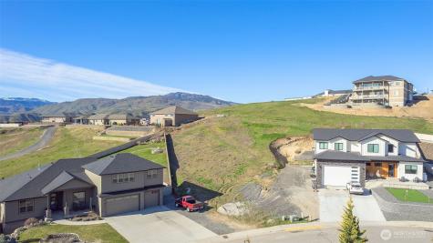 83 Sunny Meadows Loop Wenatchee WA 98801
